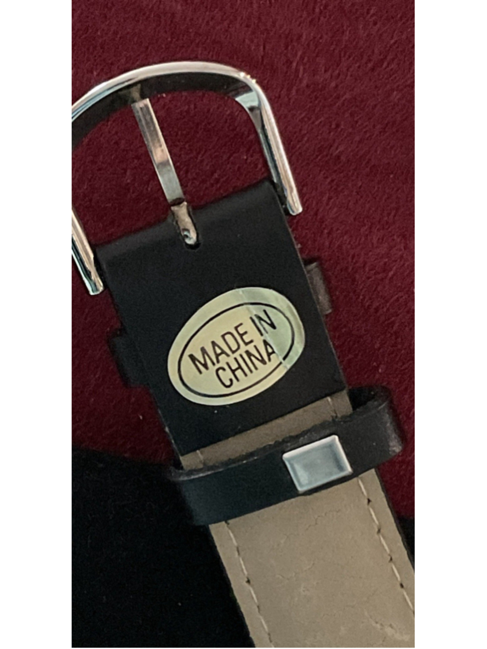 Vintage Disney Mickey Mouse Watch W/Black Leather Strap. Never Worn - Picture 4 of 6